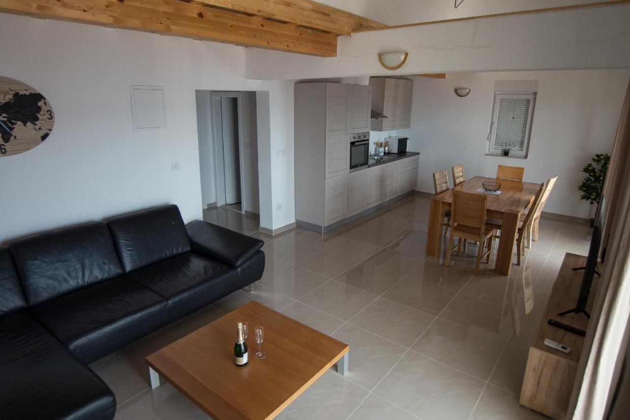 Villa Stipe Jesenice  Dış mekan fotoğraf
